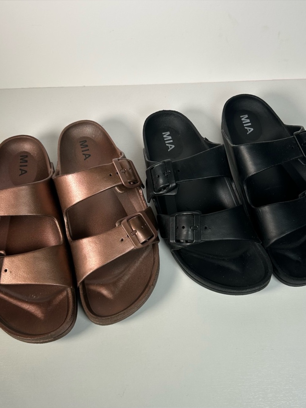 Mia Womens Jasmin Slip-On Sandals Size 10 Black& bronze Double Adjustable Straps